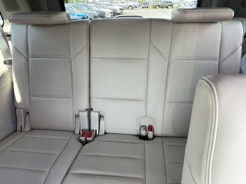 Used 2021 Cadillac Escalade Sport Platinum AWD/4WD image 13