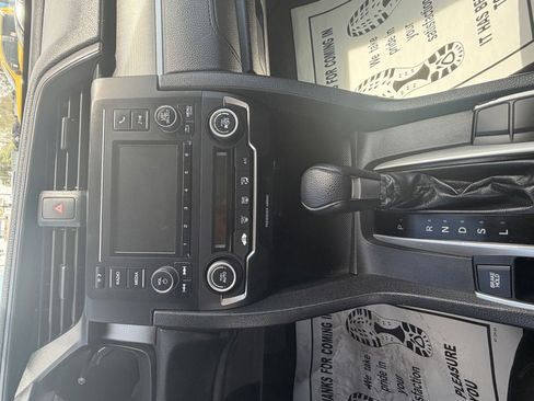 Used 2018 Honda Civic LX image 6