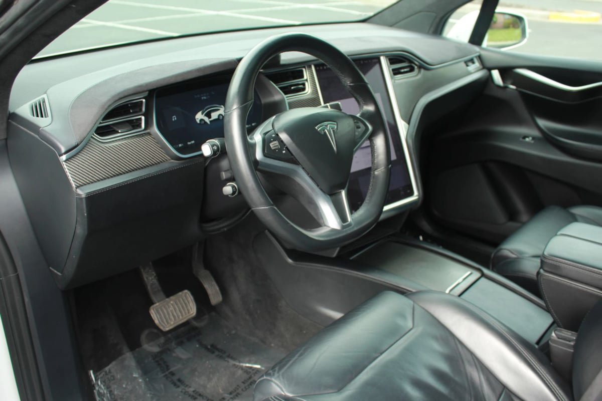 Used 2017 Tesla Model X 90D AWD/4WD image 10