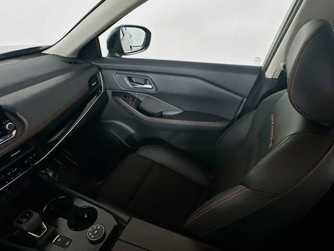 Used 2025 Nissan Rogue Rock Creek image 22