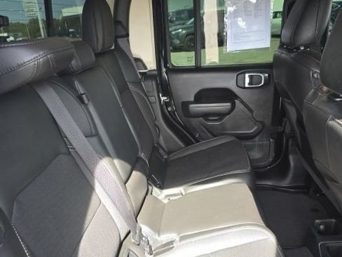 Used 2023 Jeep Gladiator Sport AWD/4WD image 24