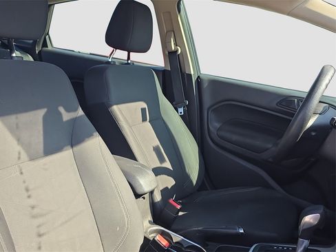 Used 2019 Ford Fiesta SE image 18