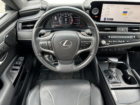 Certified 2023 Lexus ES 350 w/ Accessory Package (Z2) FWD image 16