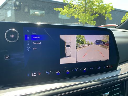 Used 2025 Chevrolet Tahoe Z71 w/ Z71 Off-Road Package image 37