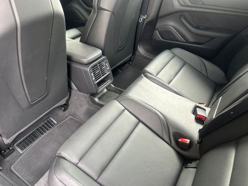 Used 2023 Porsche Taycan w/ Premium Package image 11