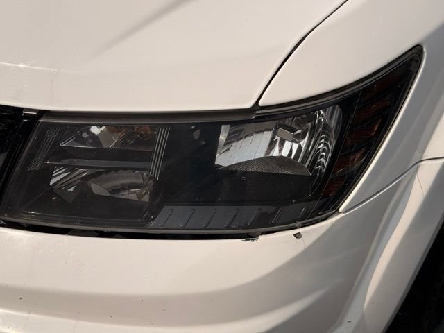 Used 2018 Dodge Journey SE w/ Blacktop Package FWD image 11