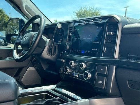 Used 2024 Ford F350 Lariat w/ Lariat Ultimate Package AWD/4WD image 29