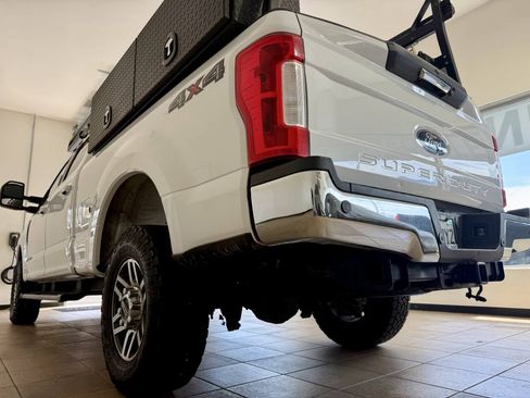 Used 2018 Ford F250 Lariat AWD/4WD image 9