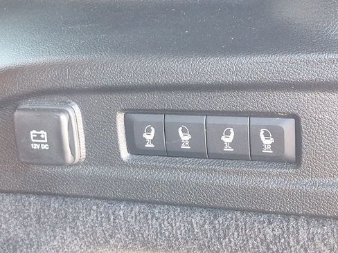 Used 2023 Jeep Grand Cherokee L Summit w/ High Altitude Package image 32