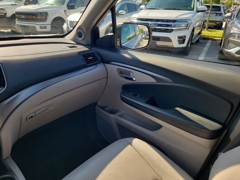 Used 2022 Honda Pilot Special Edition image 13