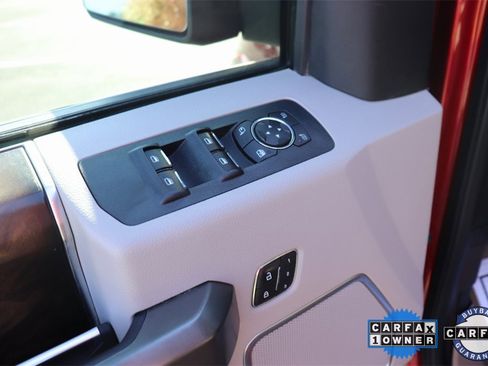 Used 2019 Ford F150 Limited w/ Trailer Tow Package image 31