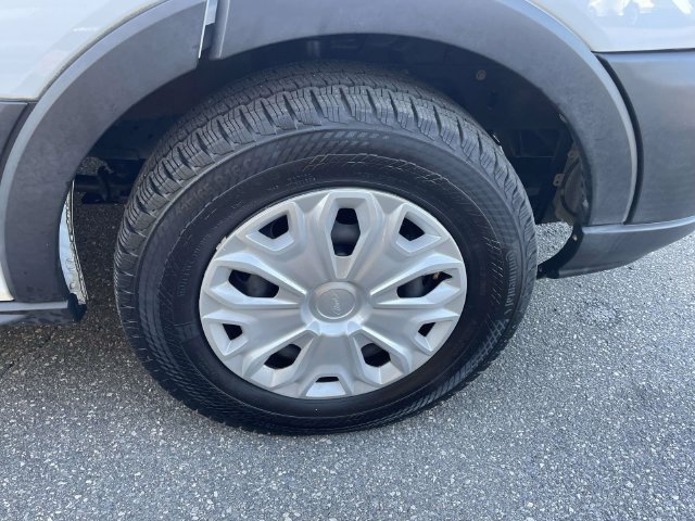 Used 2019 Ford Transit 150 XLT RWD image 9
