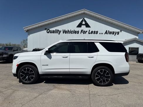 Used 2023 Chevrolet Tahoe RST w/ Luxury Package AWD/4WD image 21