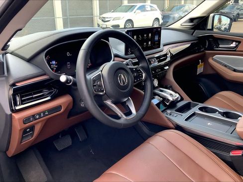 Certified 2025 Acura MDX SH-AWD w/ Technology Package image 15