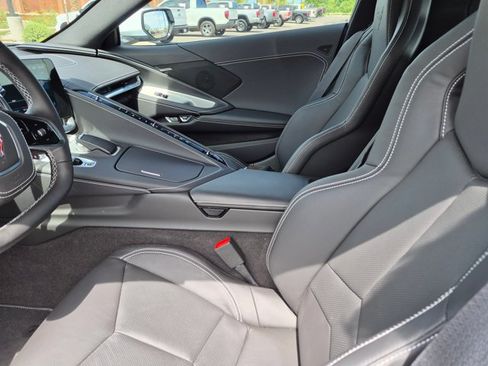 Used 2025 Chevrolet Corvette Stingray Coupe w/ 1LT RWD image 14