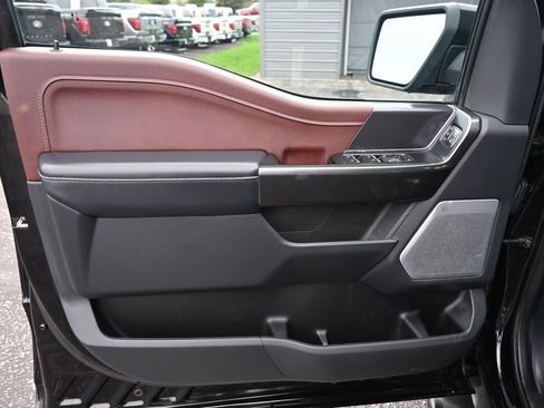 Used 2021 Ford F150 Lariat w/ Equipment Group 502A High image 12