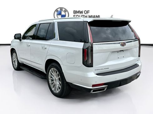 Used 2022 Cadillac Escalade Premium Luxury w/ Performance Package AWD/4WD image 5