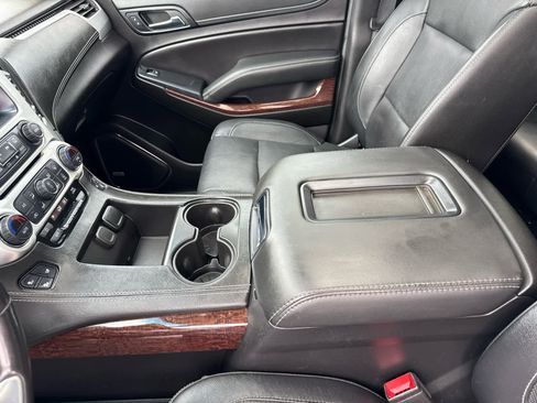 Certified 2019 GMC Yukon XL SLT AWD/4WD image 20