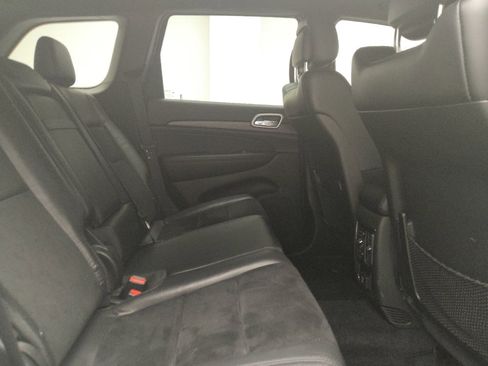 Used 2018 Jeep Grand Cherokee Altitude image 19