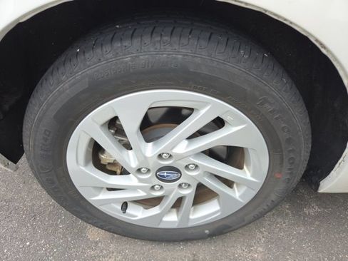 Used 2024 Subaru Impreza 2.0i AWD/4WD image 13