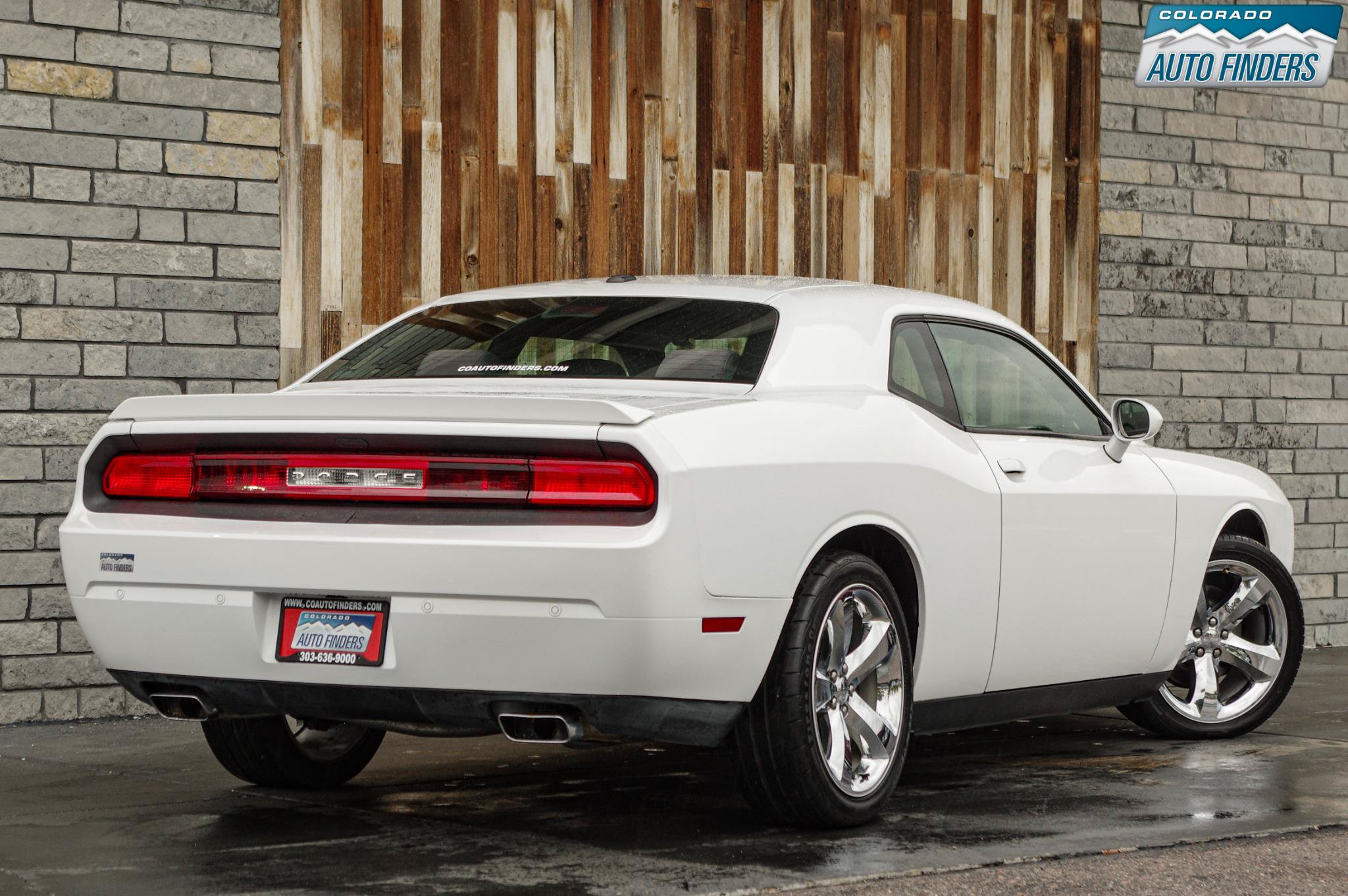Used 2013 Dodge Challenger R/T w/ Sound Group II RWD image 7