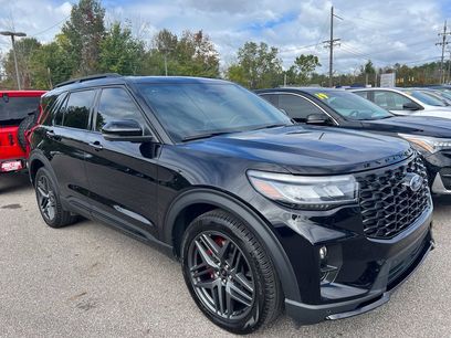 Used 2025 Ford Explorer ST