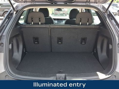 Used 2023 Chevrolet Bolt EUV LT w/ Comfort Package FWD image 32