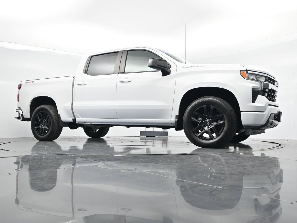 Used 2025 Chevrolet Silverado 1500 RST w/ LPO, Liner Protection Package AWD/4WD image 27