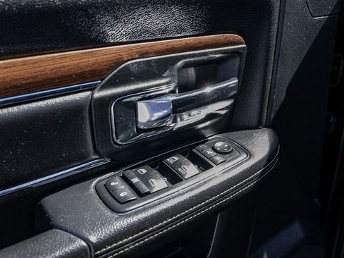 Used 2015 RAM 1500 Laramie w/ Convenience Group image 14