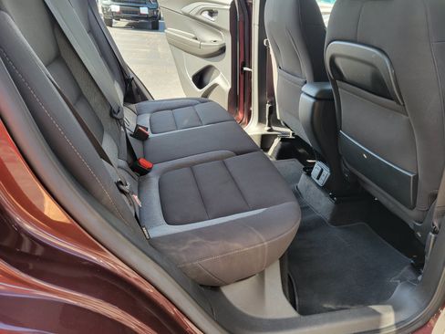 Certified 2023 Chevrolet TrailBlazer LT w/ Convenience Package FWD image 30
