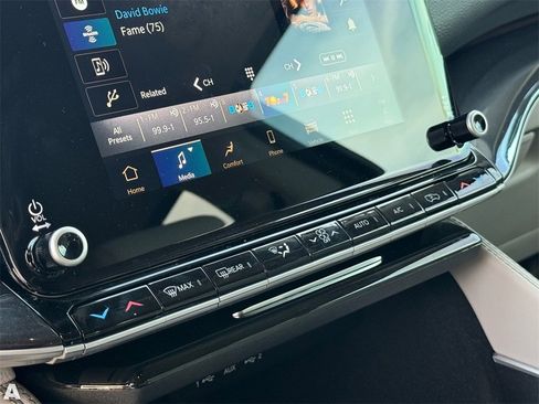 Used 2024 Jeep Wagoneer 4WD image 22