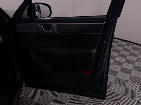 Used 2025 Hyundai Santa Fe SEL FWD image 32