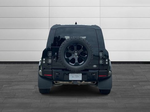 Used 2022 Land Rover Defender 110 X AWD/4WD image 4