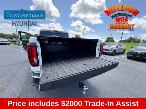 Used 2023 GMC Sierra 2500 Denali w/ Denali Ultimate Package AWD/4WD image 18