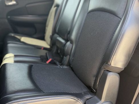 Used 2017 Dodge Journey Crossroad FWD image 19