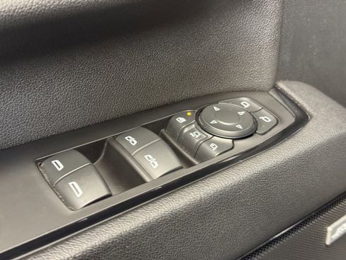 Used 2024 GMC Sierra 2500 AT4 w/ AT4 Premium Plus Package image 11