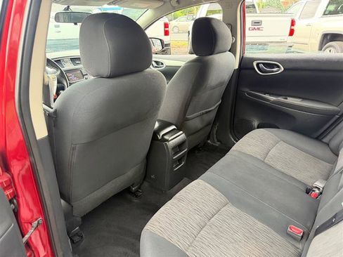 Used 2015 Nissan Sentra SV FWD image 18