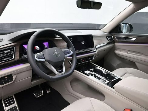 New 2026 Volkswagen Atlas SEL Premium R-Line AWD/4WD image 7