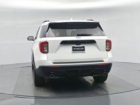 Certified 2023 Ford Explorer ST-Line w/ Class IV Trailer Tow Package image 22