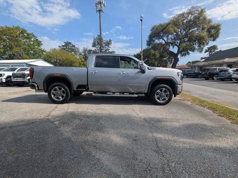 New 2026 GMC Sierra 2500 SLT w/ SLT Premium Package AWD/4WD image 4
