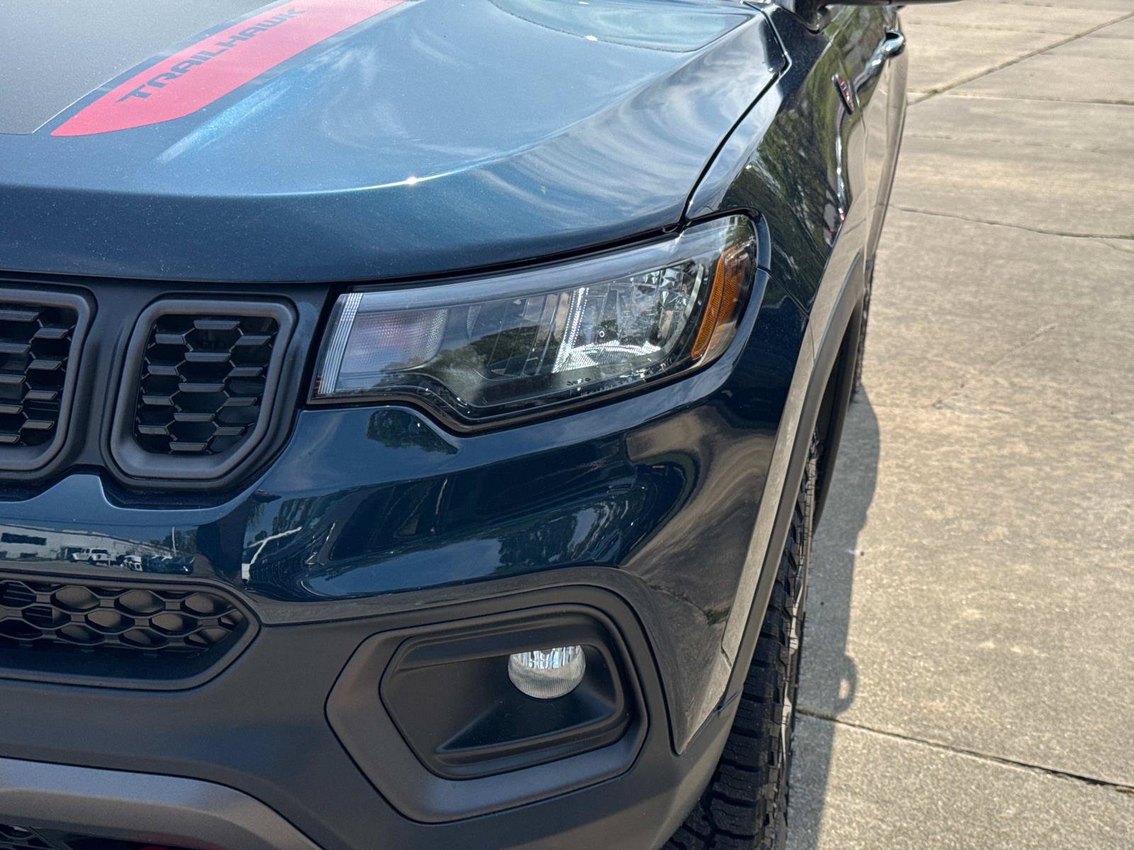 New 2026 Jeep Compass Trailhawk w/ Trailer Tow Group AWD/4WD image 9