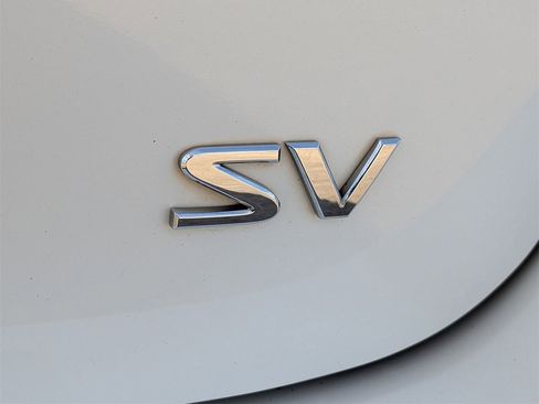 Used 2011 Nissan Rogue SV image 8