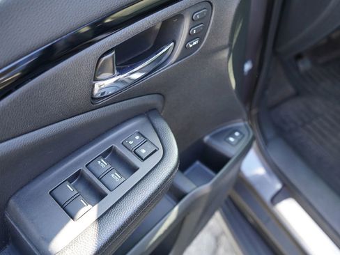 Used 2016 Honda Pilot Touring image 16