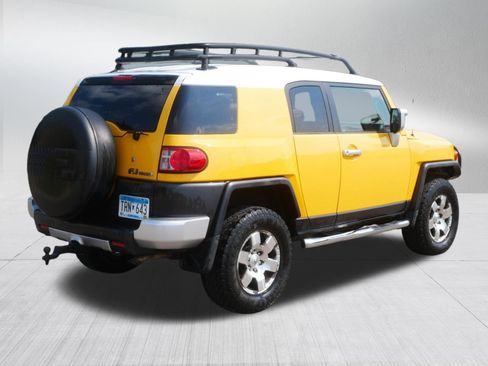 Used 2007 Toyota FJ Cruiser 4WD image 7