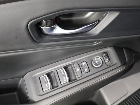 Used 2024 Honda Accord Sport image 19