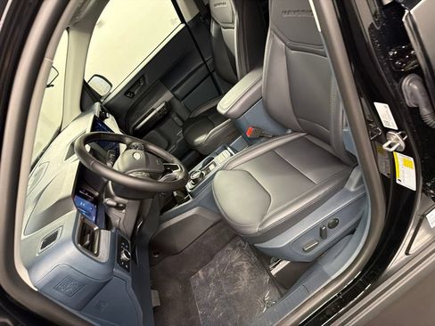 New 2026 Ford Maverick Lariat w/ Black Appearance Package AWD/4WD image 26