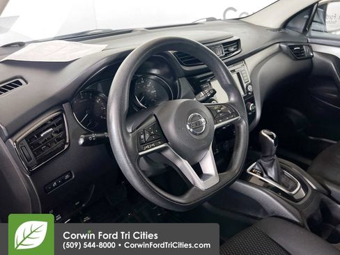 Used 2019 Nissan Rogue Sport S AWD/4WD image 3