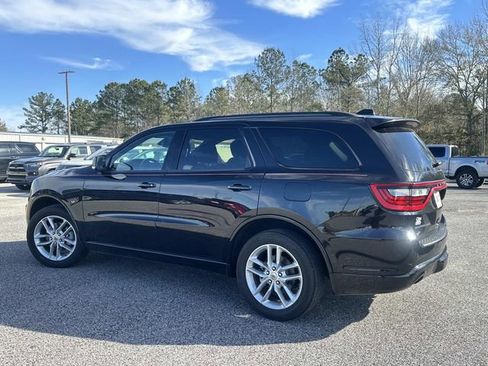 Used 2024 Dodge Durango GT image 16