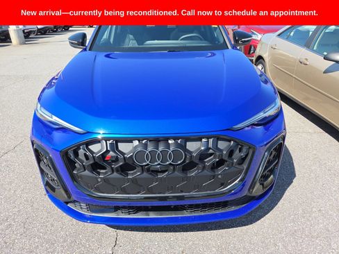 Used 2025 Audi SQ5 Premium Plus AWD/4WD image 1