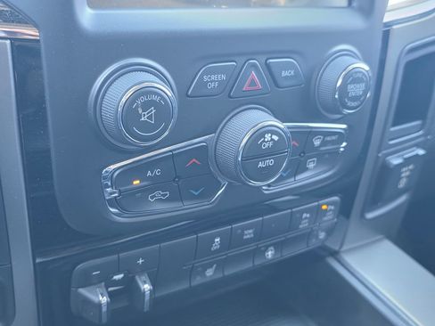 Used 2014 RAM 1500 Sport w/ Convenience Group RWD image 28